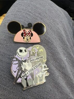 Disney Silver & Pink Minnie Mouse Enamel Pin Set